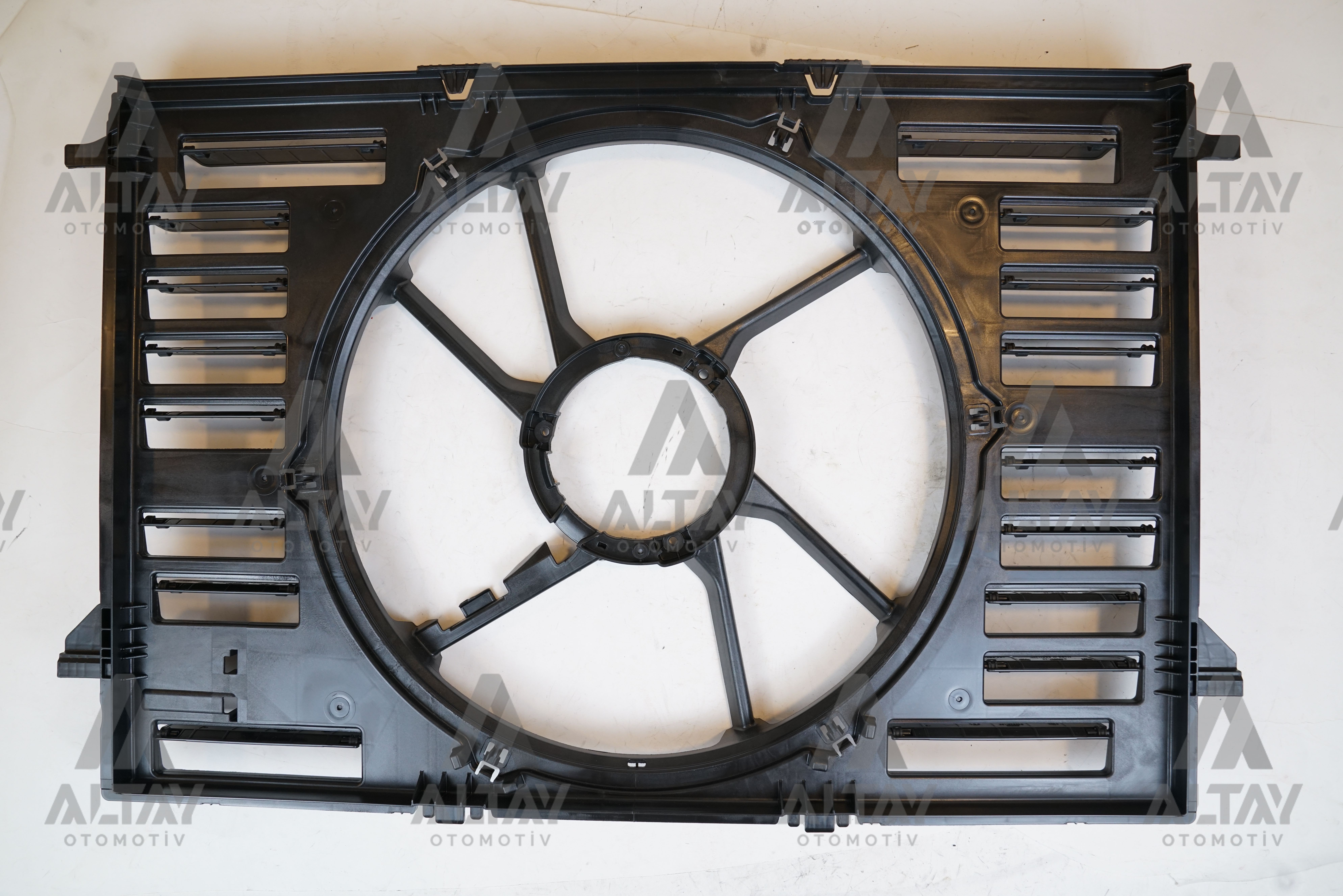 Audi A5 Radyatör Fan ve Motoru